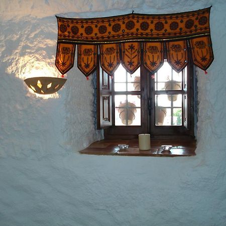 Cueva De La Alegria Villa Huéscar Buitenkant foto
